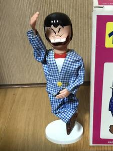 トミー おそ松くん イヤミ君 赤塚不二夫 シェー ポーズ フィギュア 人形 ソフビ 箱付 小学館