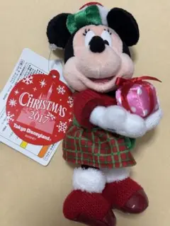 即購入可　ディズニークリスマス2017 ぬいぐるみバッジ　ミニーマウス