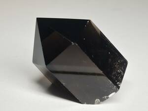 黒水晶 ・66g 水晶 クォーツ モリオン 原石 鑑賞石 自然石 誕生石 鉱石 鉱物 水石 宝石 置石 インテリア