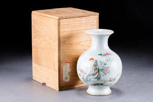 【華】某有名収集家買取品 清時代物 中国伝来 大清乾隆年製 粉彩花鳥文花瓶 当時物 古美術 骨董品A240100045-RQQ