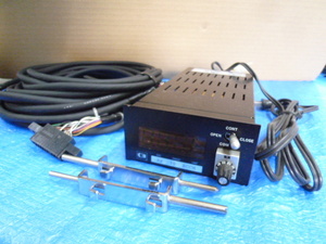 中古現状渡品 BROOKS マスフローコントローラ用デジタル指示計付き電源 5896 A1 RANGE Ar 30 SCCM ケーブル付属 ブルックス BROOKS