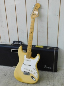 ★月0764 フェンダー USA ストラトキャスター Fender USA STRATOCASTER エレキギター ギター 楽器 ハードケース 12405052