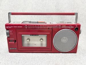 (A-2) 昭和レトロ　SANYO　MR-SS1　ラジオ　ラジカセ　テープレコーダー レッド