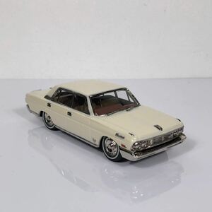 アドバンスピリット 1/43 日産 プレジデント ホワイト 箱無し ADOVANSPIRIT NISSAN PRESIDENT ミニカー