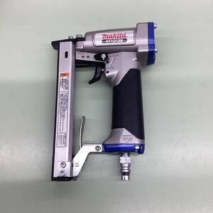 19go【中古品】マキタ(makita) 常圧エアタッカー AT1013B