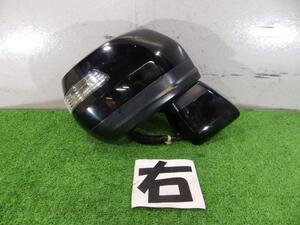 ステップワゴンスパーダ DBA-RK5 右ドアミラー/右DM R20A NH812P M47 76200-SZW-N01ZB 242308