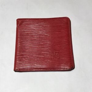 ☆ルイヴィトン　LOUIS VUITTON エピシリーズ　二つ折り財布（小銭入れ無し）カスティリアンレッド　中古品