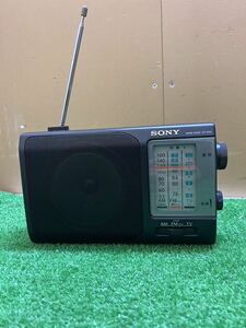 ソニー SONY 3BAND RADIO ICF-810V ラジオ　通電確認済み　FM動作確認済み　音量調整確認済み　その他未確認
