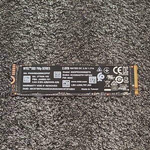 INTEL SSD 760p SERIES(SSDPEKKW020T8) 2048GB/2TB NVMe SSD フォーマット済み PCパーツ M.2 2280 動作確認済み 2000GB