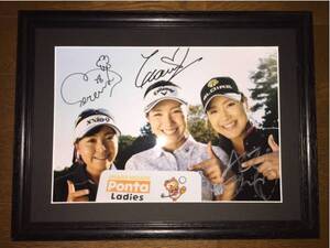 LPGA 藤田光里&青木瀬令奈&大西葵 直筆サイン入りA4生写真 高級額装品