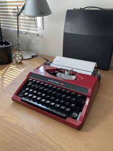 SILVER REED 715 タイプライター 動作品 シルバーリード レトロ 赤 ケース付き