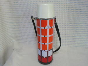 レトロ　象印　マホービン/水筒　魔法瓶　KNB-900　中古　レトロなデザイン　オレンジ柄