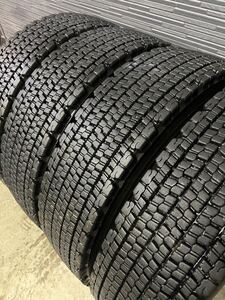 ●225/80R17.5 123/122 L ブリヂストン/W900 スタッドレス 4本 18年 バリ山