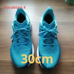 ノヴァブラスト4 ワイド 30.0 ASICS NOVABLAST 4