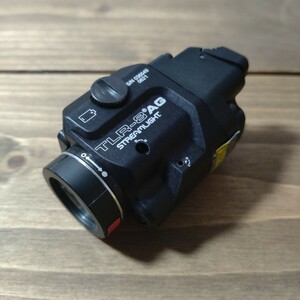 実物 STREAMLIGHT TLR-8 AG レーザー フラッシュライト グリーン　ストリームライト 中古