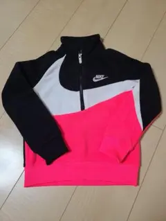 NIKE　ナイキ　フリース　トレーナー　黒×ピンク　3-4歳