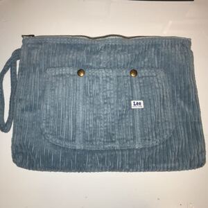 Lee【リー】OVERALL POUCH オーバーオールポーチ 細畝コーデュロイ クラッチバッグ SAX BLUE