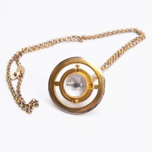 ヴィヴィアンウエストウッドVivienne Westwood ORB WATCH オーブウォッチネックレス ゴールド