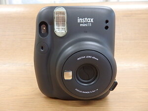 ☆　フジフィルム　ｉｎｓｔａｘ　ｍｉｎｉ　１１　インスタントカメラ　チェキ　通電/ジャンク品　☆