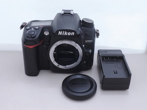 ニコン Nikon デジタル一眼レフカメラ ボディ APS-C D7000