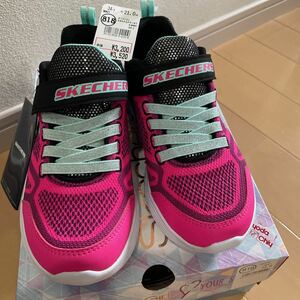 送料無料　新品　スケッチャーズ　Skechers スニーカー　21cm 運動靴　ピンク×水色×黒キラキラ　送料込み