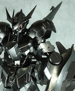 HG ガンダムバルバトスルプスレクス［アイアンブラッドコーティング］塗装済完成品