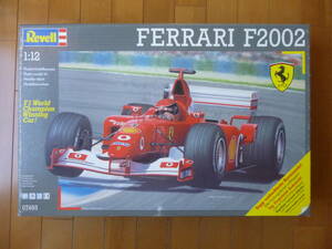 希少・新品・未開封／1/12　フェラーリ　F2002　1台／レベル　FERRARI Revell 07493