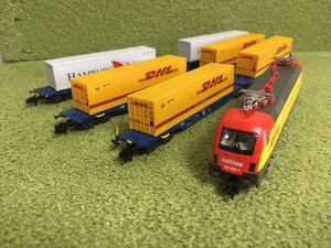 Trix / HobbyTrain Railion DHL Container Train 4両セット