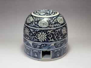 染付 花鳥 纏枝花紋 置物 時代唐物 幅約18.4cm / 元明時代 擺件 仏具 香道具 茶道具 煎茶具 唐物 人間国宝 李朝 高麗 古玩 古董