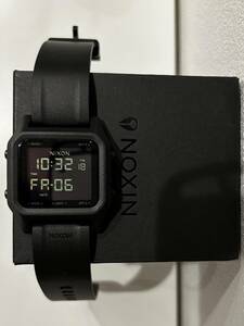 NIXON　ニクソン　Staple　ステープルBLACK　ブラック　腕時計　黒