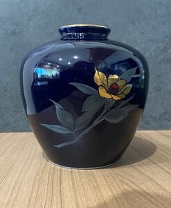 花瓶　藍色　春山造　傷有　花絵柄　