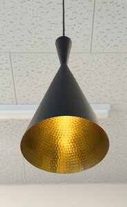 ■Tom Dixon./トム・ディクソン■Beat Tall Pendant/ビート トール ペンダントライト　ブラック　コンランショップ取り扱い★埼玉発送★