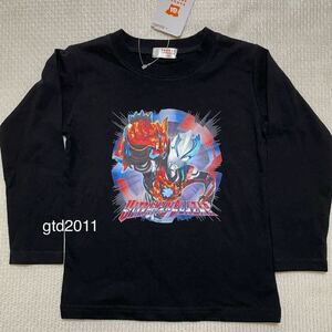 ウルトラマン◇ブレーザー◇ロンT◇長袖◇Tシャツ◇総柄◇110◇黒◇実写