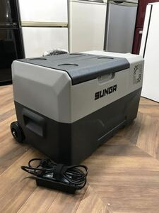 637 SUNGA ポータブル車載冷蔵庫 バッテリー内蔵 30L ACコンセント シガー（12/24V）12V CX30 アウトドア キャンプ クーラーボックス