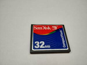 32MB　メガバイト　SanDisk　CFカード　フォーマット済み　メモリーカード　コンパクトフラッシュカード