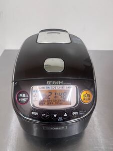 美品　象印 ZOJIRUSHI 2021年製　極め炊き　圧力IH炊飯ジャー 3合炊きNP-RM05 