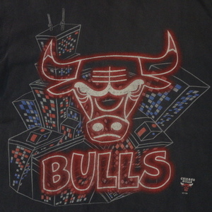 90s CHICAGO BULLS シカゴブルズ Tシャツ L ブラック 半袖 NBA チーム ロゴ バスケ basketball ヴィンテージ マイケルジョーダン