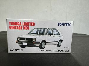 LV-N71c VW ゴルフII 4ドア CLI （白） （1/64スケール トミカリミテッドヴィンテージNEO 271369）