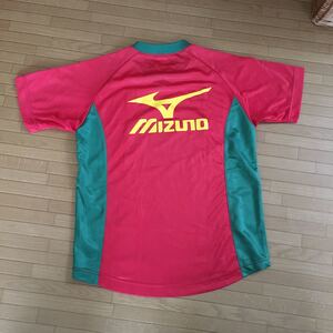 ミズノ 子供150サイズ　2回使用のみ　プラクティスシャツ 半袖Tシャツ MIZUNO 陸上　テニス　バスケ　サッカー　フットサル　スポーツ全般