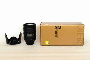 美品　Nikon　ＥＤ　AF-S　NIKKOR　28-300ｍｍ　ＶＲ　ｆ3.5-5.6Ｇ 