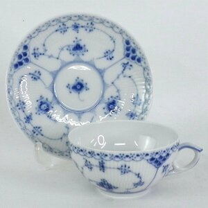 1円【一般中古】ROYAL COPENHAGEN ブルーフルーテッド ハーフレース ティーカップ＆ソーサー/81