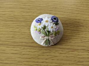 アネモネとお花　花束刺繍ブローチ