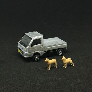 1/64 柴犬　2頭　トミカ　ホットウィール