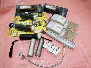 ダイソーのセンサーライトやランタンライト、LED懐中電灯等色々　ジャンク