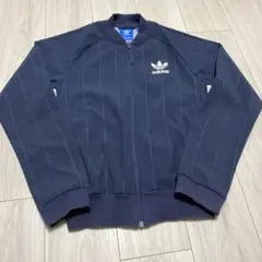 adidas ネイビー ストライプ ノーカラージャケット