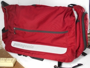 patagonia パタゴニア 　ショルダーバック　ショルダーバッグ　５０ｘ３０センチ