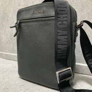 現行 極美品 ジミーチュウ Jimmy chooショルダーバッグ ボディ サコッシュ レザー 本革 スター スタッズ 斜め掛け ブラック 黒 星 メンズ 