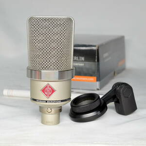 【A】Neumann TLM102 Nickel 出音良好 ノイマン 定番 コンデンサーマイク マイクホルダー塗装ハゲあり。