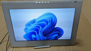 WACOM 21.5型液晶ペンタブレット DTH-2242 ペンのみ付属 中古品 動作不明品 ジャンク扱い