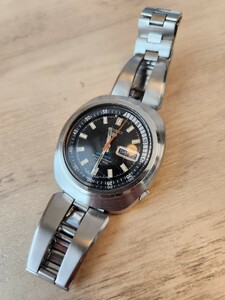 SEIKO セイコー 5スポーツ ファイブスポーツ 5126-6010 稼働 23石 オリジナルブレス 黒文字盤 回転内ベゼル デイデイト メンズ腕時計